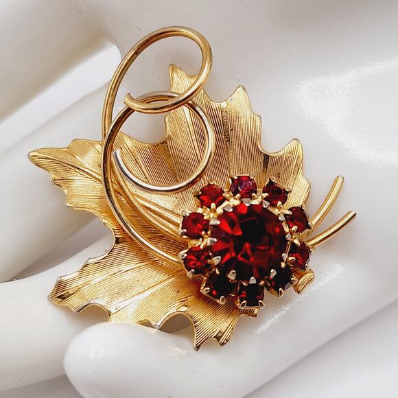 Vintage Gold Tone Maple Leaf Brooch with Red Rhinestones – 1.5 Inches - Picture 2 of 8